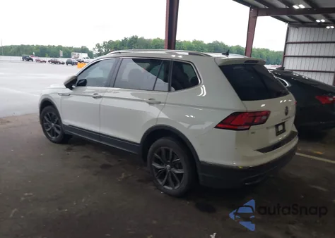 2022 Volkswagen Tiguan 2.0T Se из США, поврежденный, VIN 3VV3B7AX3NM169835